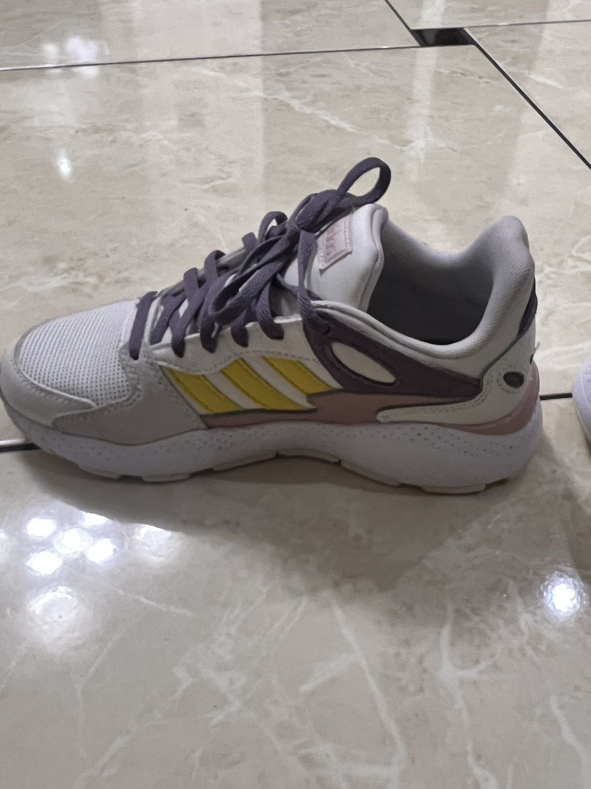 Жіночі кросівки Adidas crazychaos