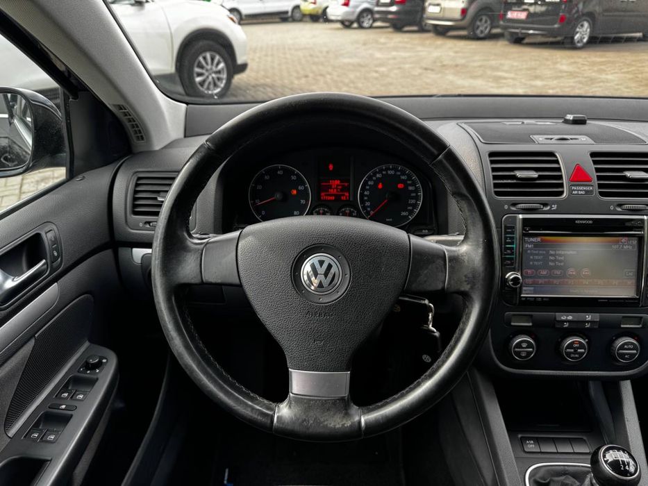 Продам Volkswagen Golf 2009г., 1.4 бензин. Свежепригнан. Обмен, Лизинг