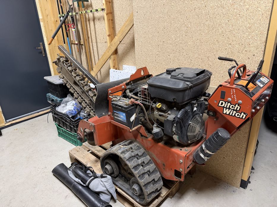 Ditch Witch RT16 koparka łańcuchowa