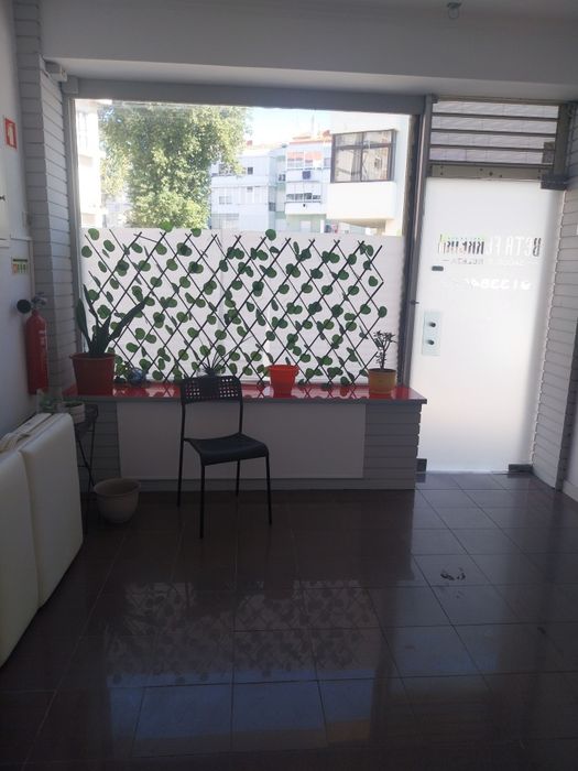 Aluga se espaço partilhado em gabinete de estetica