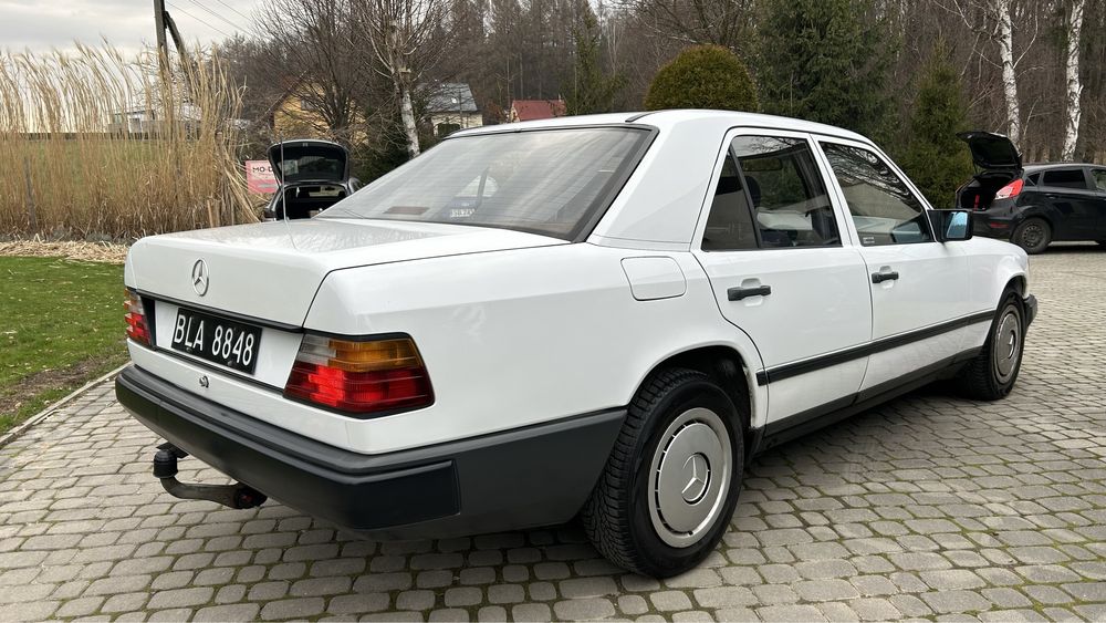 Mercedes Benz w124 Biały 1988r klimatyzacja Mercem do Ślubu klima 3.0D