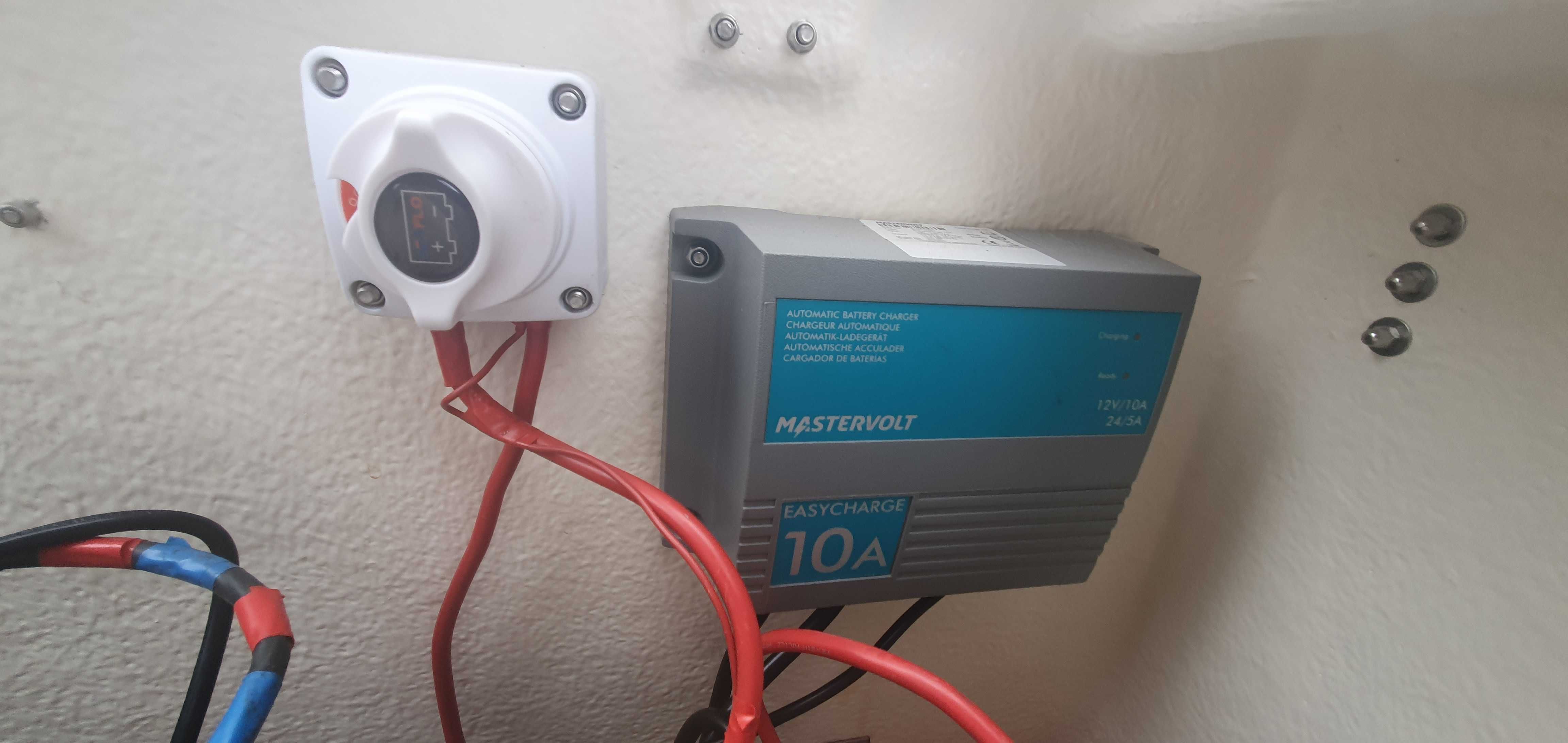 Ładowarka mastervolt easy charge 10A 12V