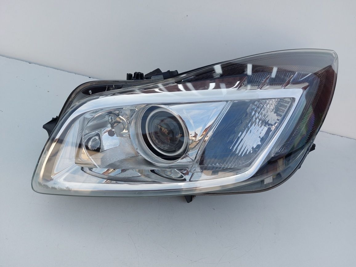 Lampa przednia lewa Opel Insignia Bi-xenon skrętny Europa