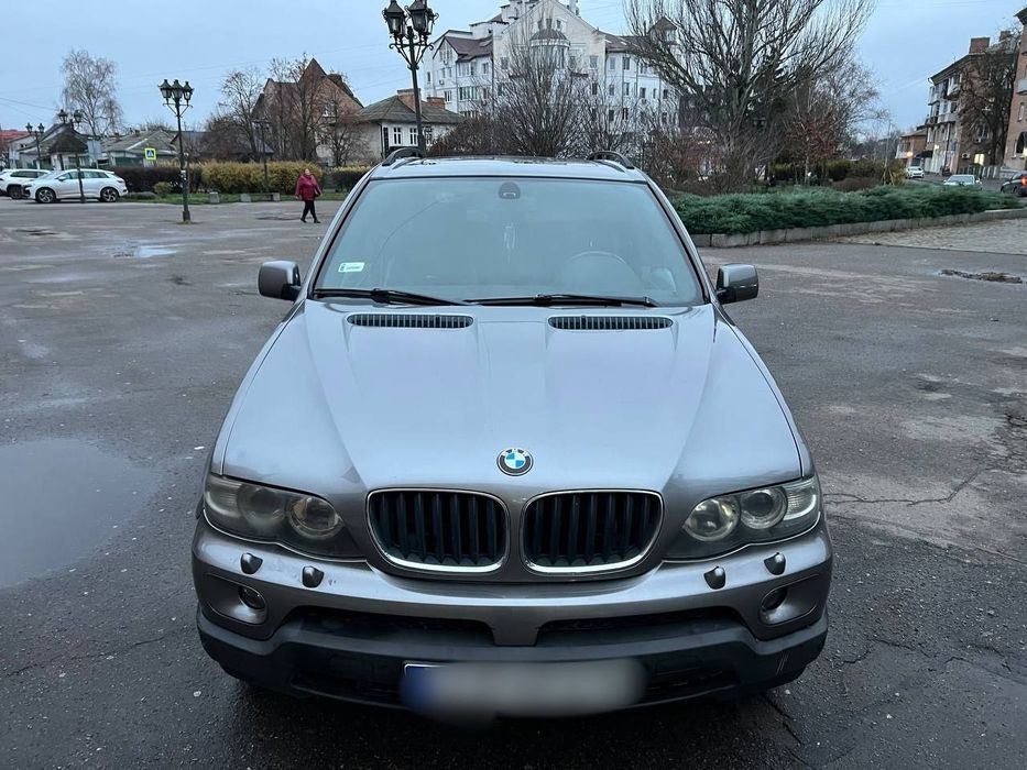 Продам BMW X5 e53 Restayling