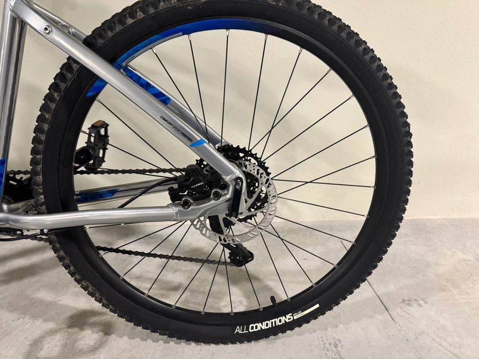 Vendo Biciclete Rockrider ST 530 Sport Trail