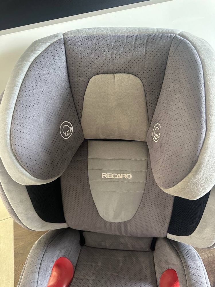 Автокрісло Recaro Monza Nova