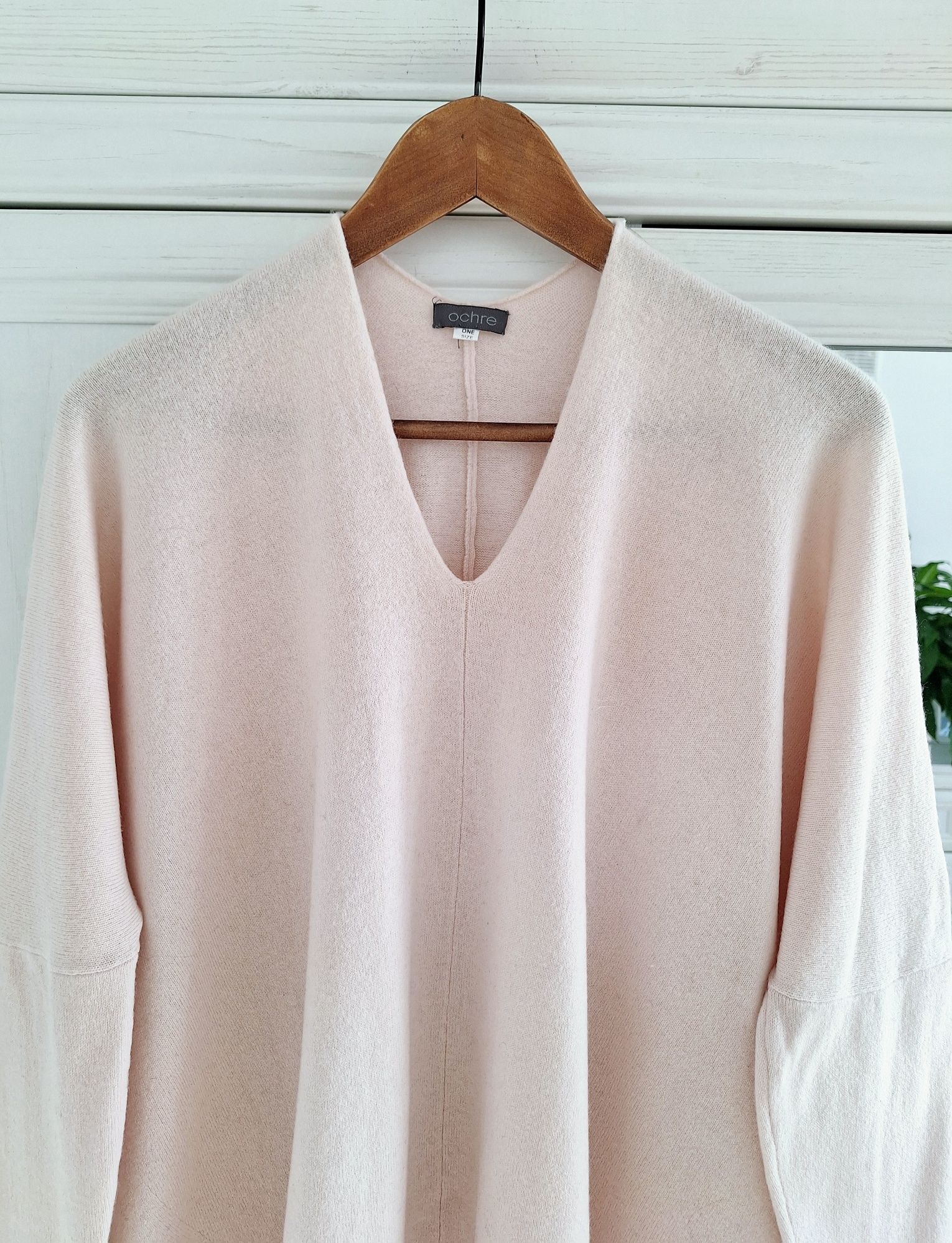 Kaszmirowy sweter oversize