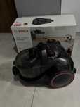 Odkurzacz JAK NOWY, bezworkowy Bosch BGS21POW2 750W