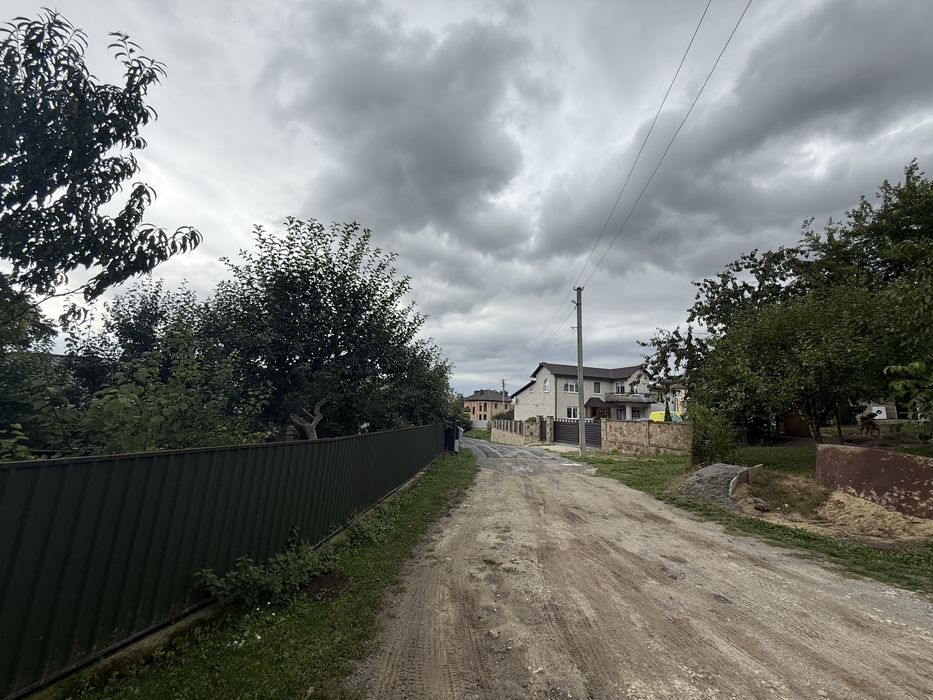 Продаю ділянки під забудову с.Мишковичі