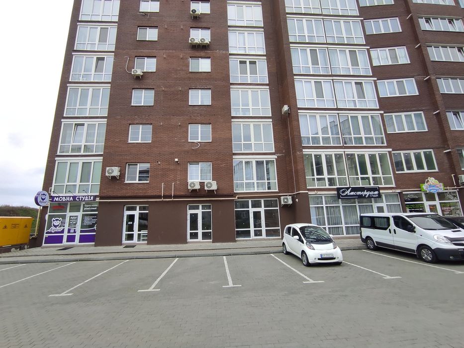 Продаж комерційної нерухомості в місті Хмельницький, Озерна