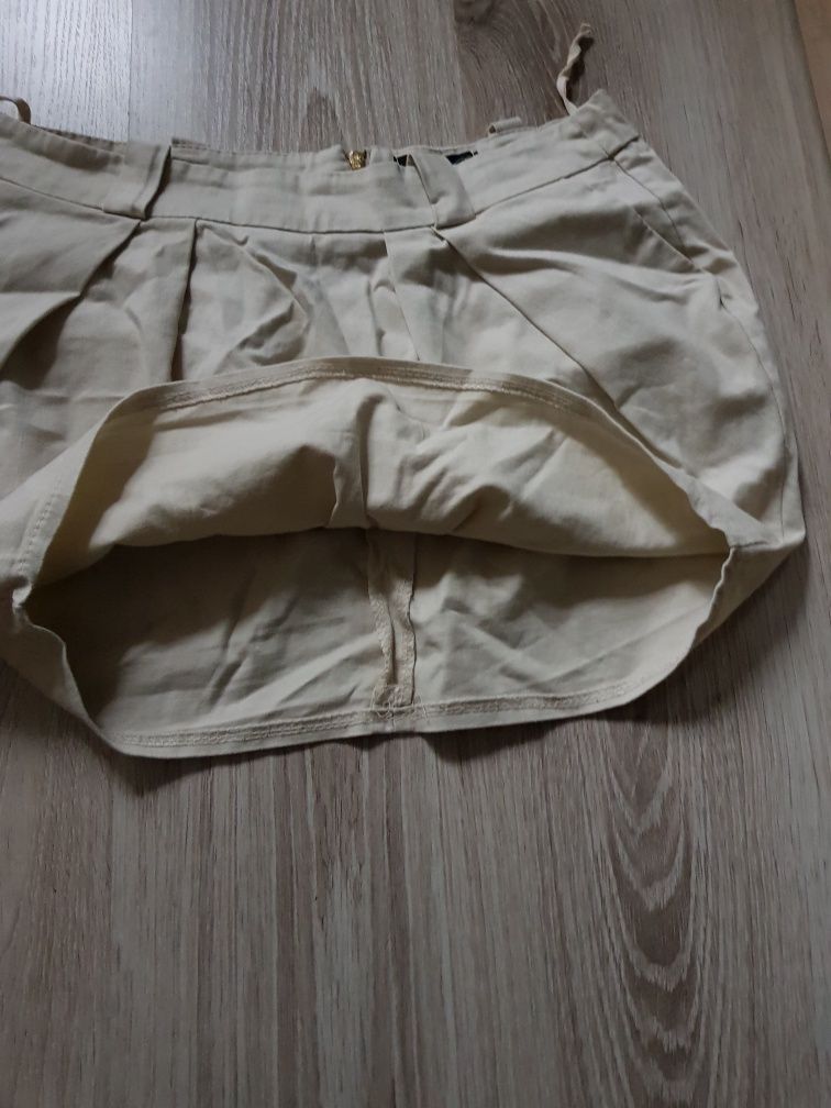 Spódnica mini rozmiar M kolor beżowy marki A.Rudzka