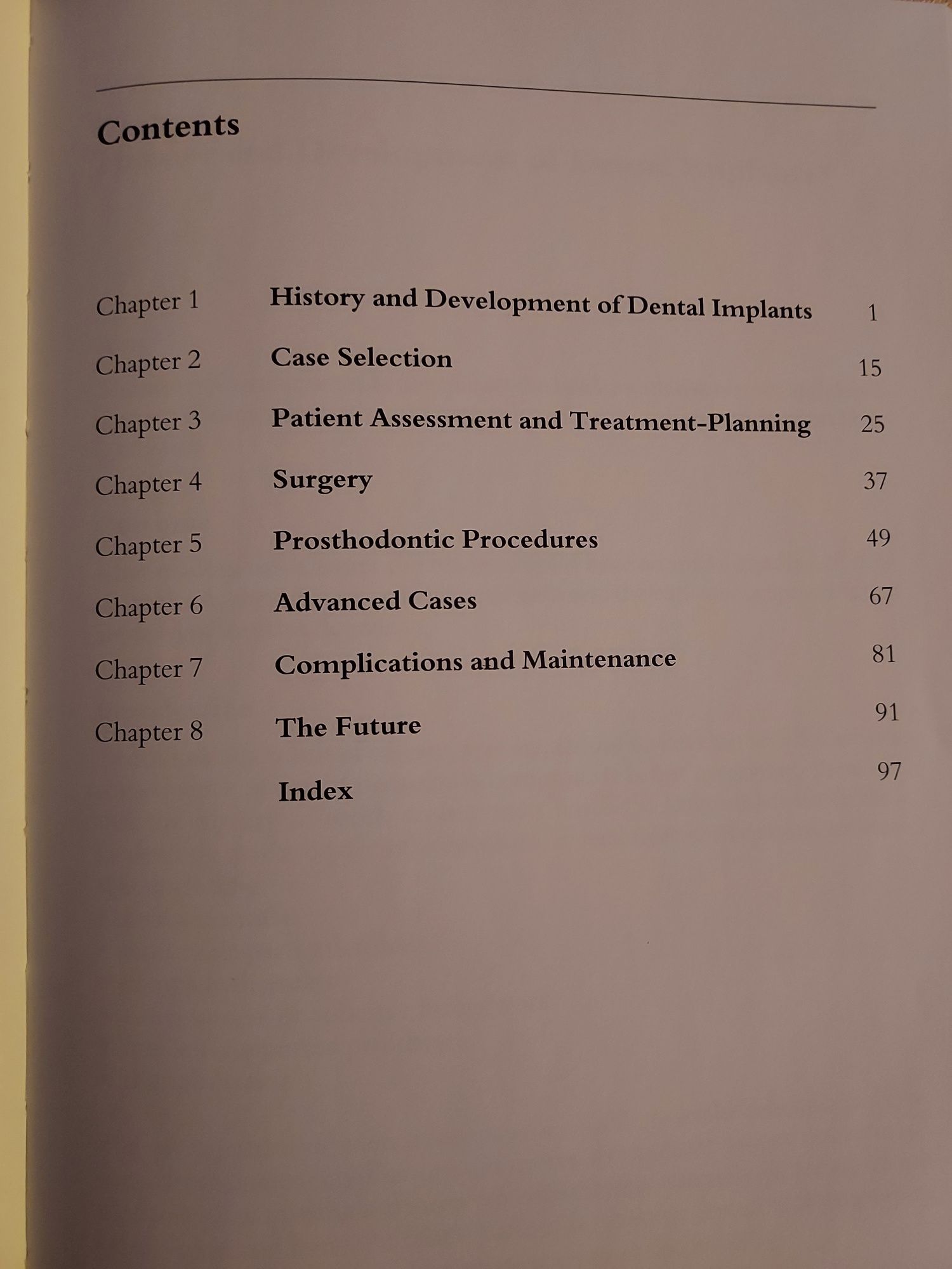 Livro de implantes dentários para generalistas.
