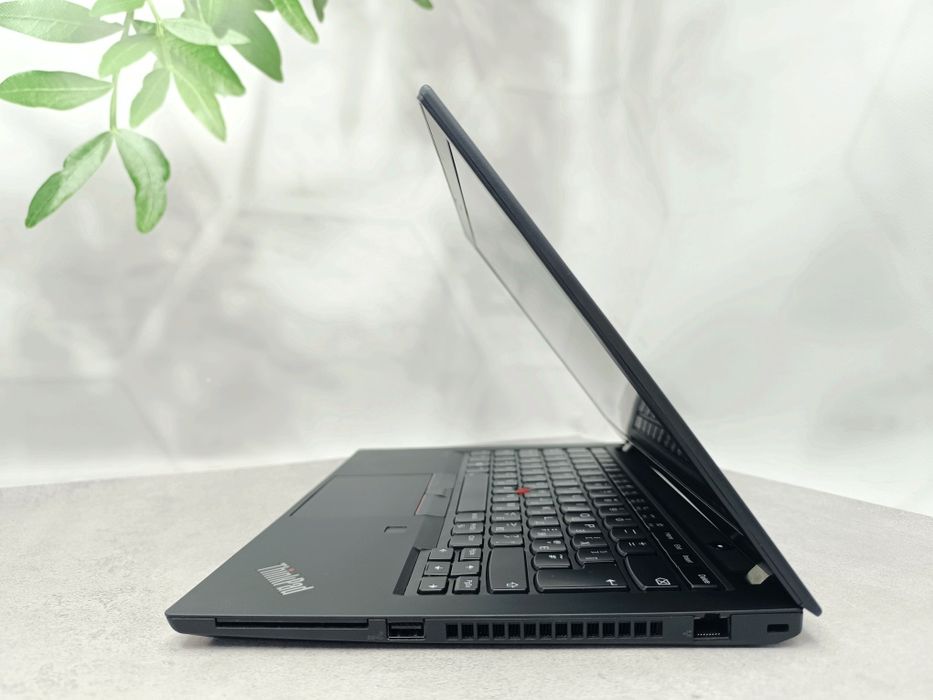 Ноутбук Lenovo ThinkPad T14 G1/i7-10510U/8GB/256M2/14"/FHD IPS