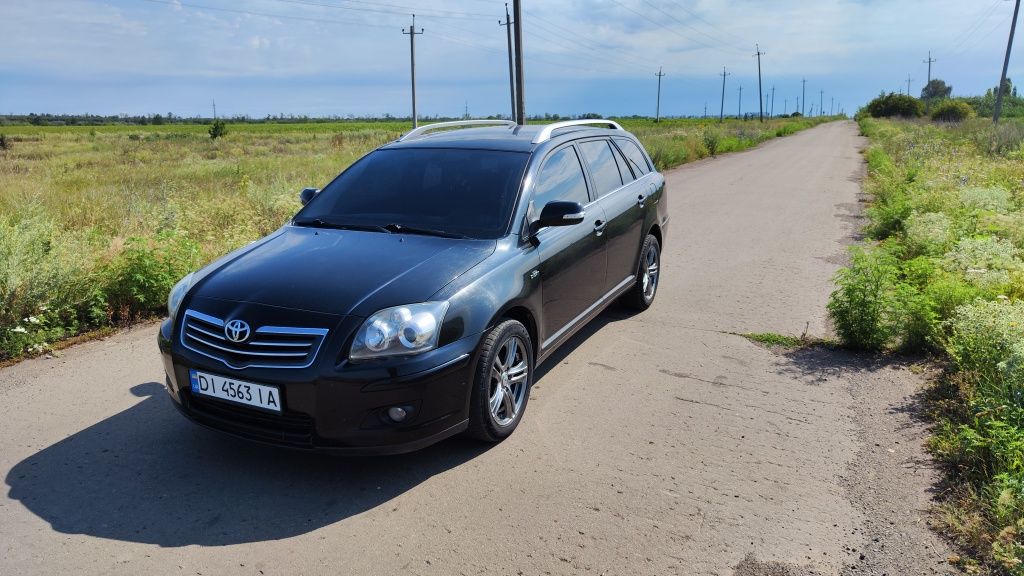 Продам Тойота Авенсіс 2006