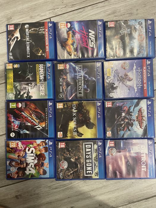 PS 4 używany w dobrym stanie