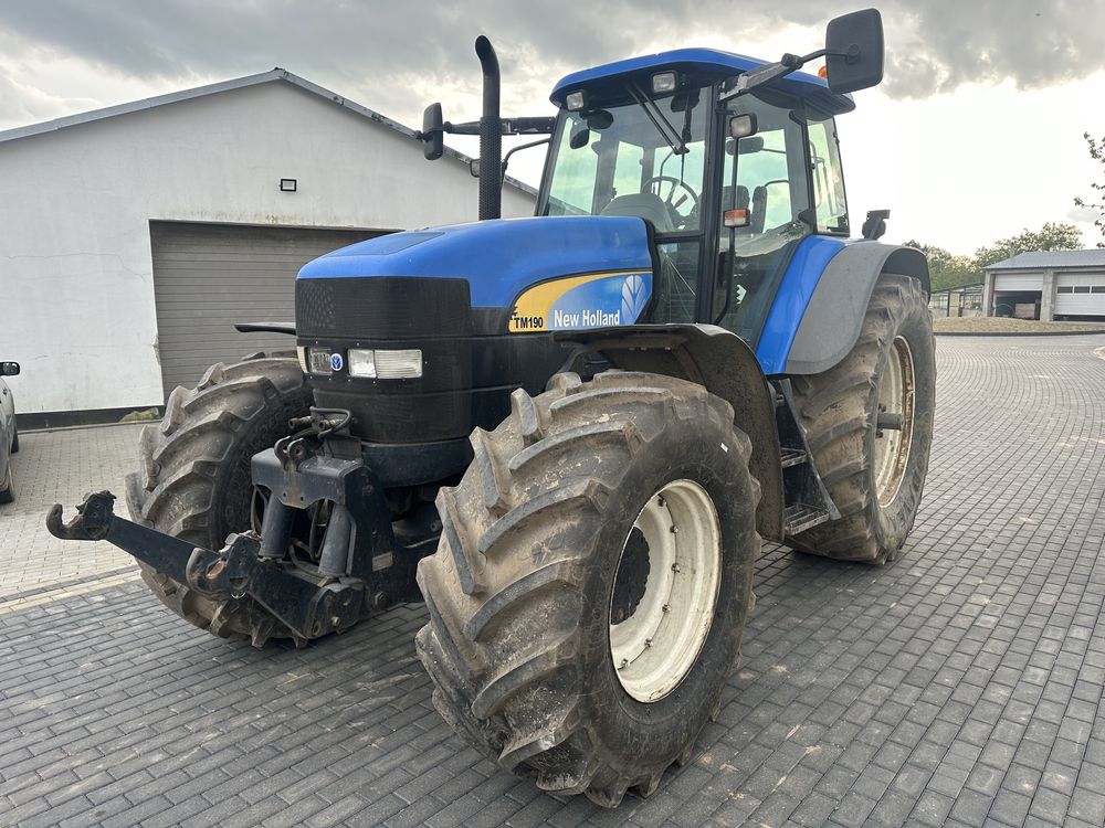 New holland tm 190