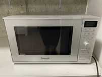 Mikrofalówka PANASONIC INVERTER NN GD-462N - jak nowa - 100% sprawna