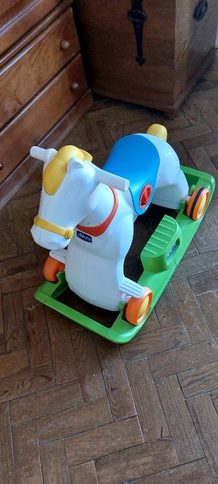Cavalo com som 2 a 5 anos