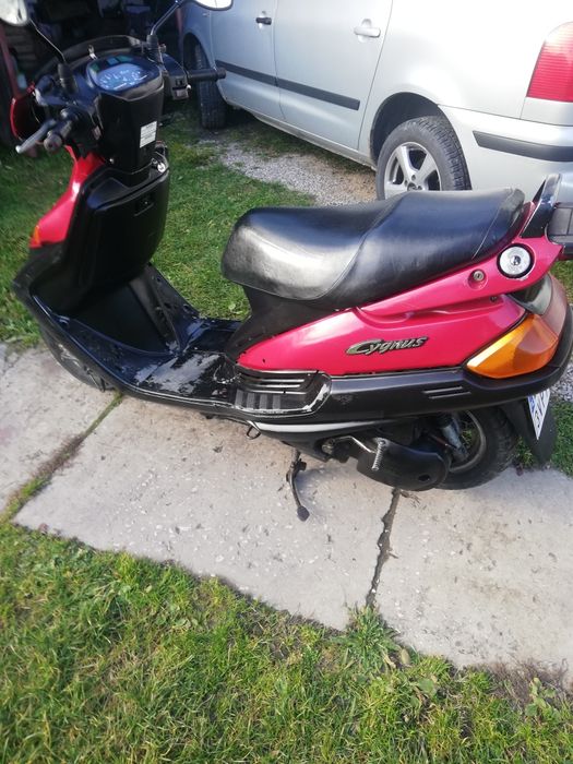 Skuter yamaha 125 4t