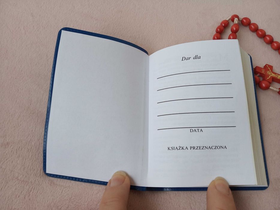 Zestaw dewocjonalia Różaniec i Pismo Święte