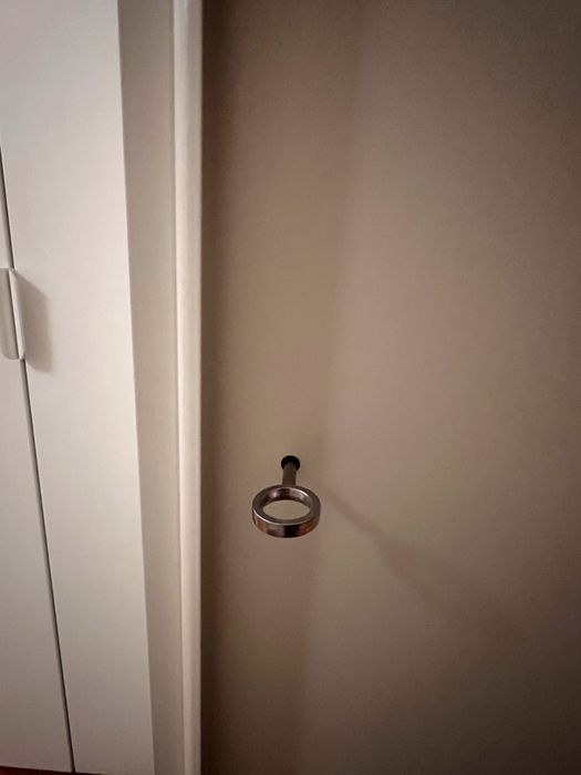 Armário IKEA metálico