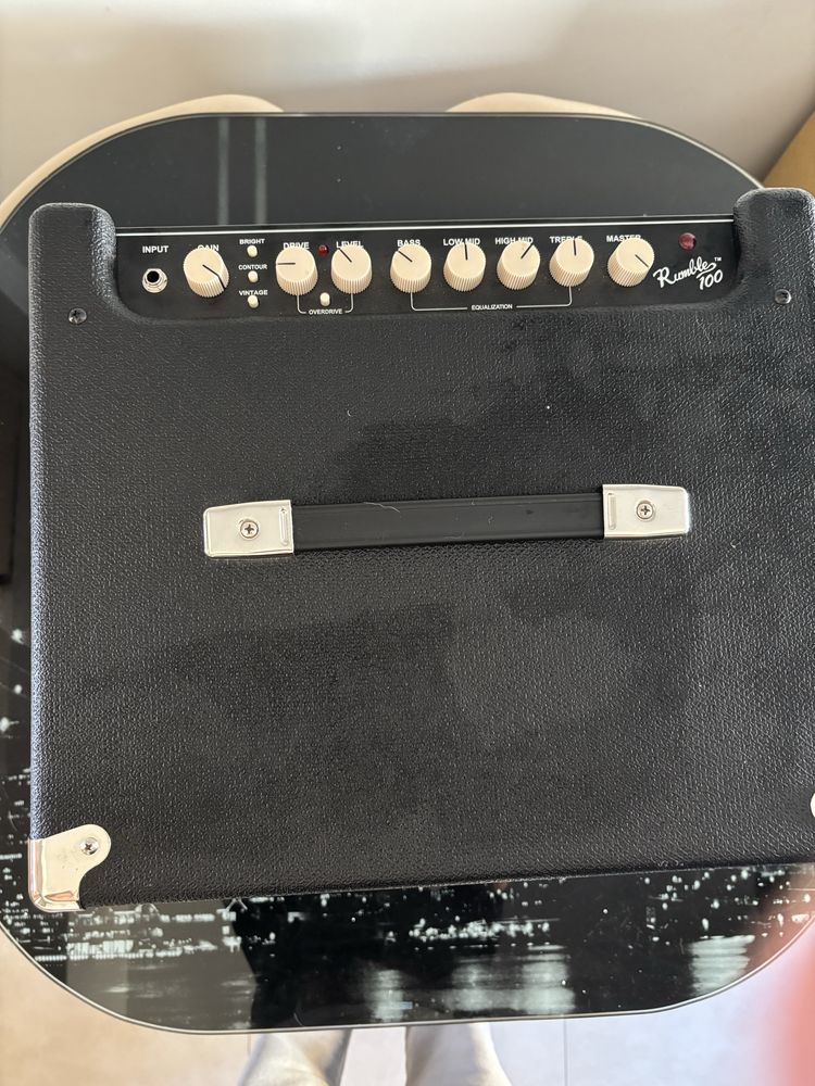 Fender Rumble 100 Bass