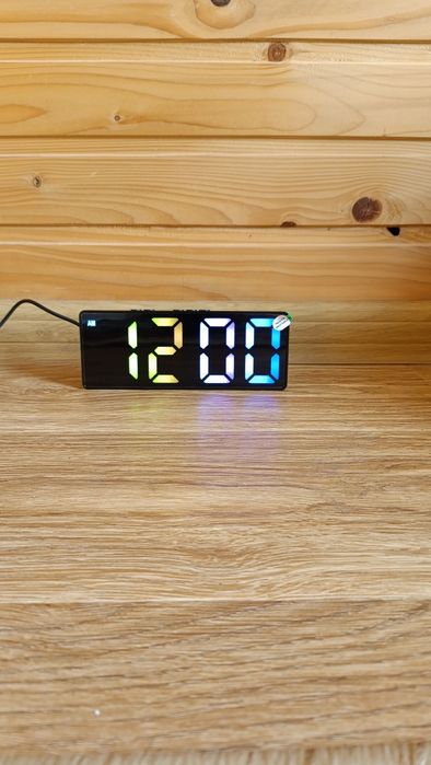 Годинник. Настільний годинник. Led. Будильник