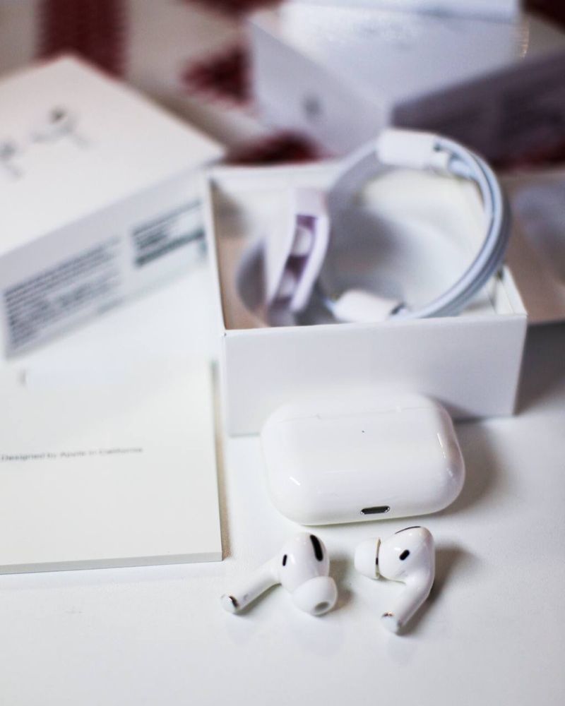 AirPods Pro (2022) 1:1 аналог, LUX якості