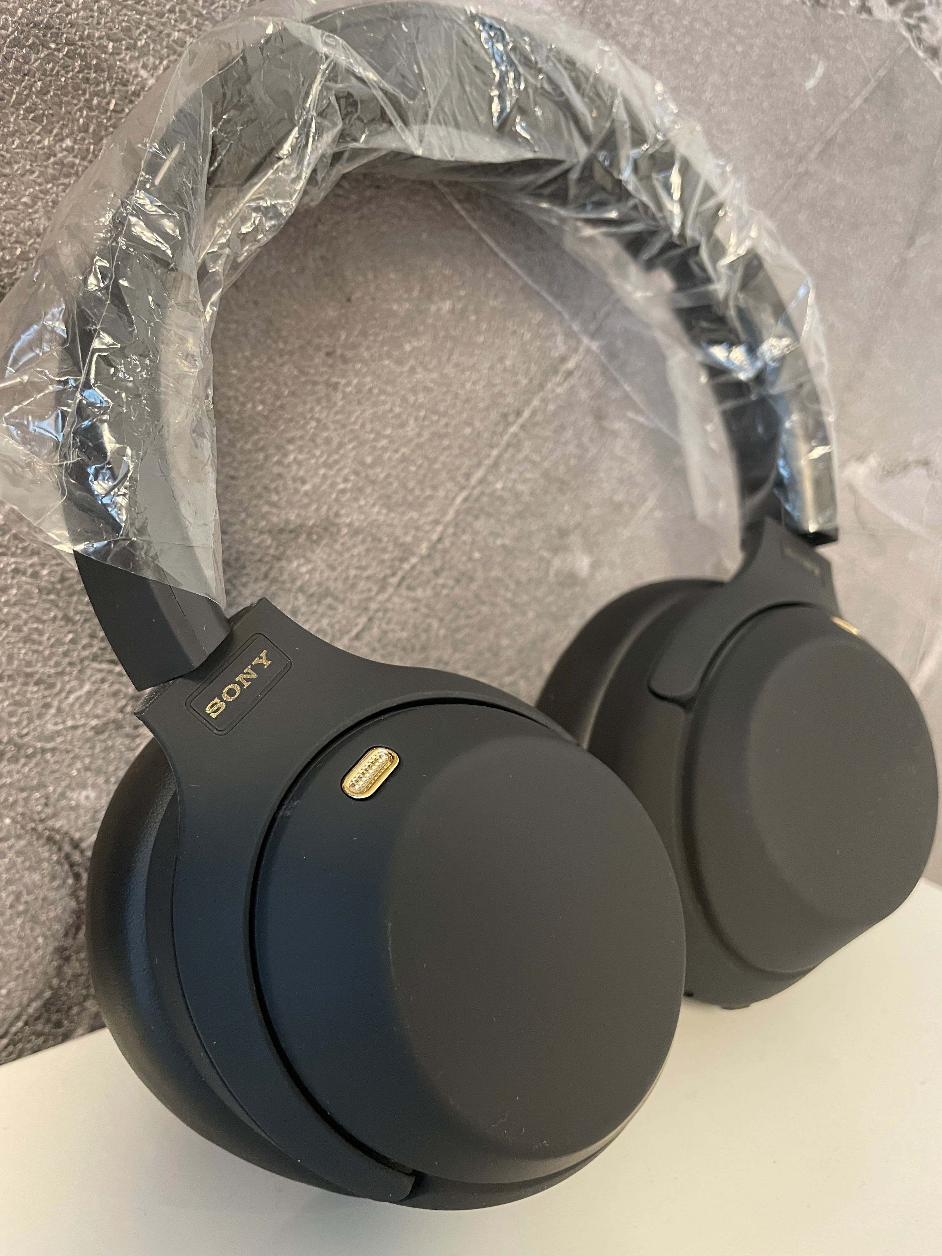 Навушники Sony WH-1000XM4 Black