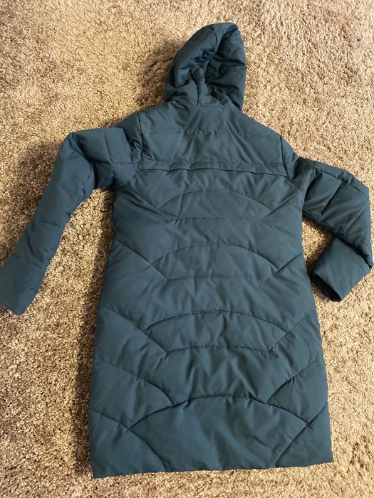 Продам зимовку курточку