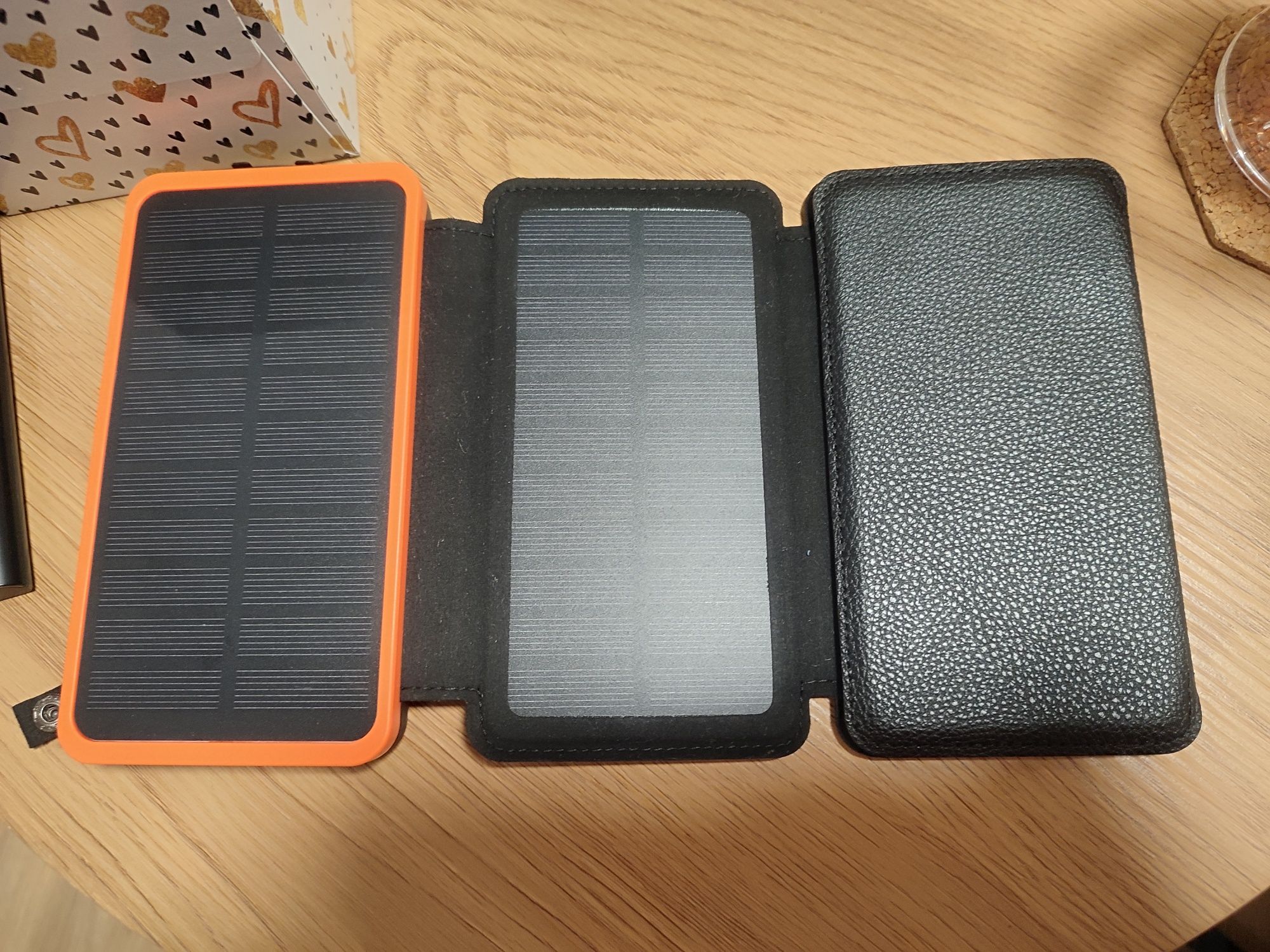 Powerbank solarny BRENCIL, ładowarka solarna 26800mAh