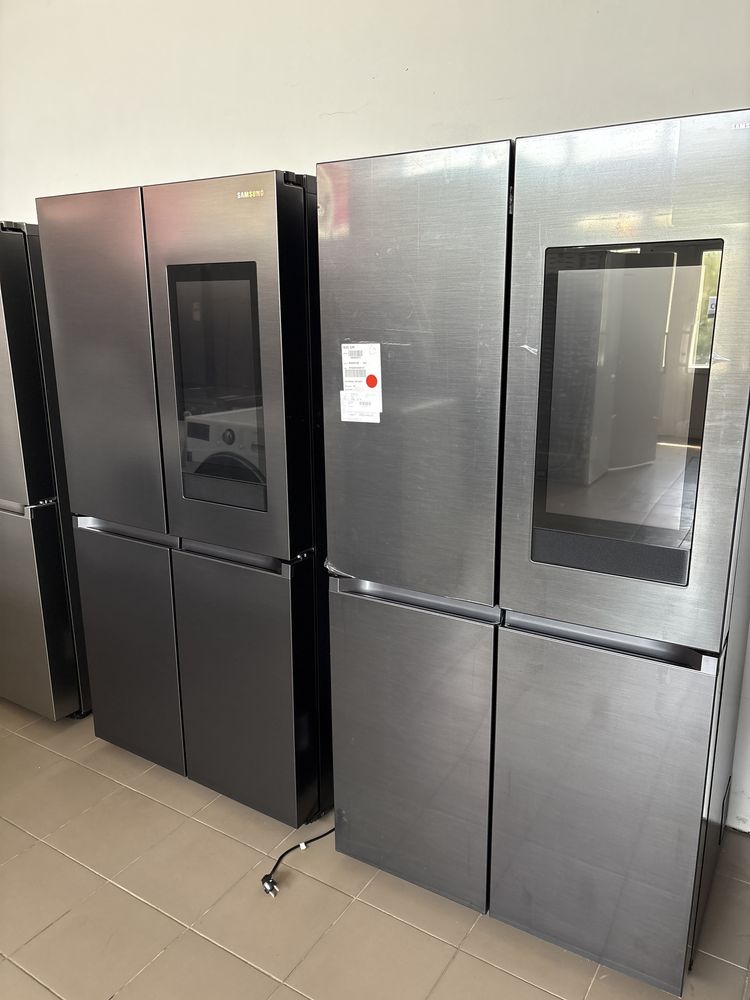 Холодильник SamsungRF65DG9H0EB1EF Family Hub, з вбудованим смарт диспл