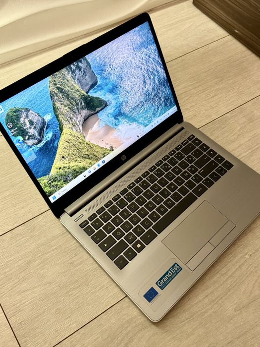 Ноутбук HP 245 G8 athlon 3050U 8/250
