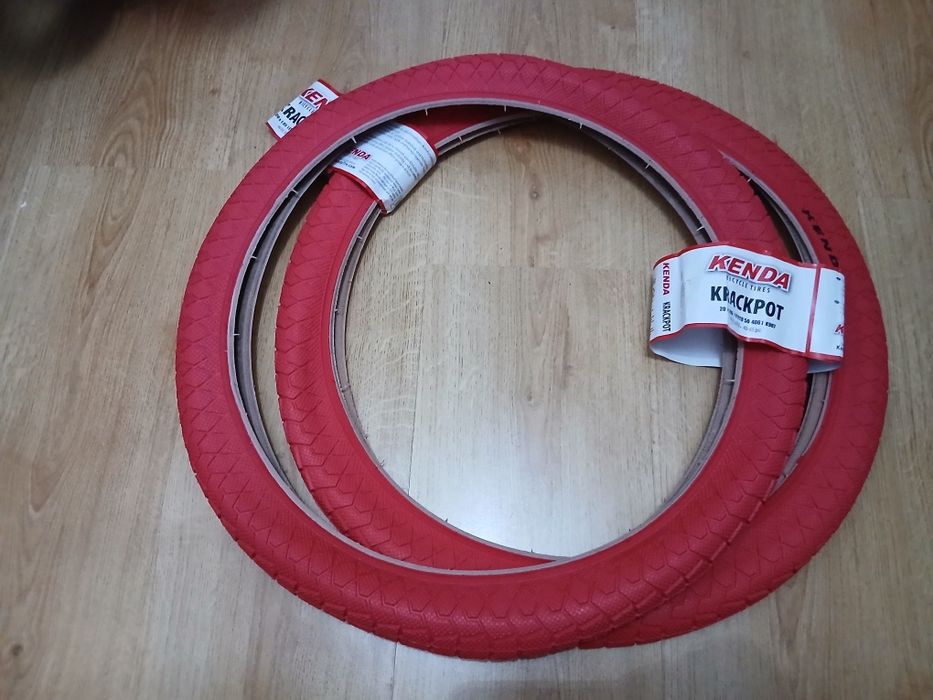 2 Pneus Bicicleta BMX Kenda 20x1.95 (Vermelho)