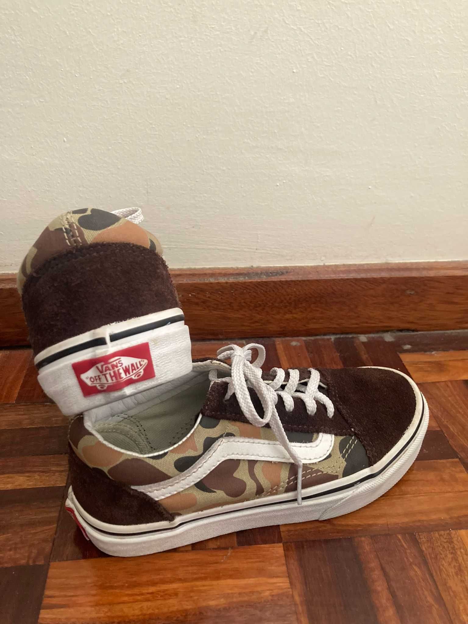 Ténis Vans criança Old Skool tamanho 31,5