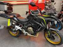 QJ Motor SRT 700X Trail Brembo