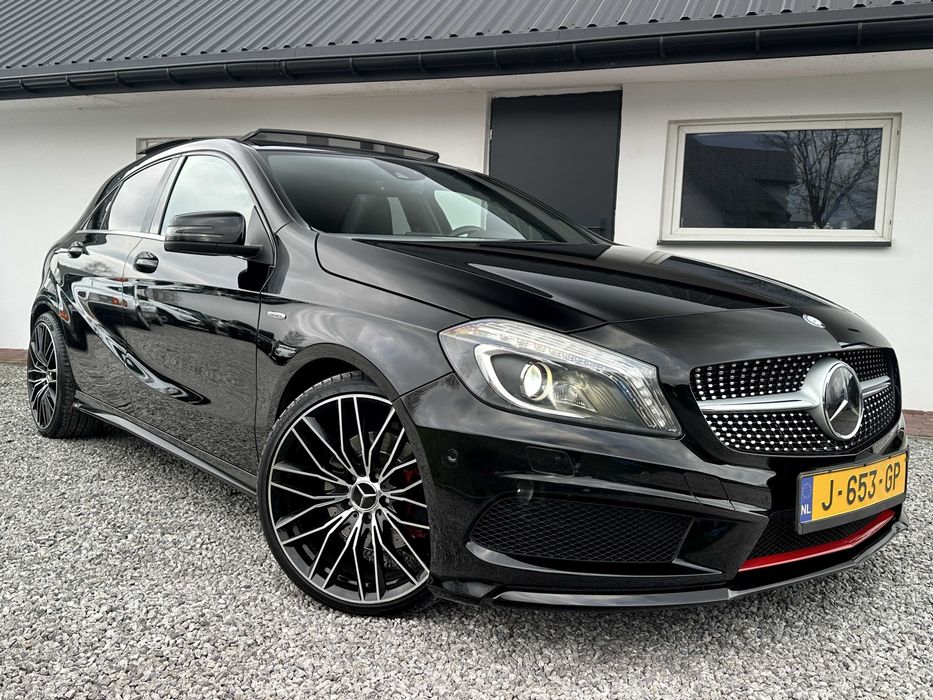MERCEDES-BENZ A250 211PS AMG Bi-Xenon LED Panorama F1 Skóra ACC 19"