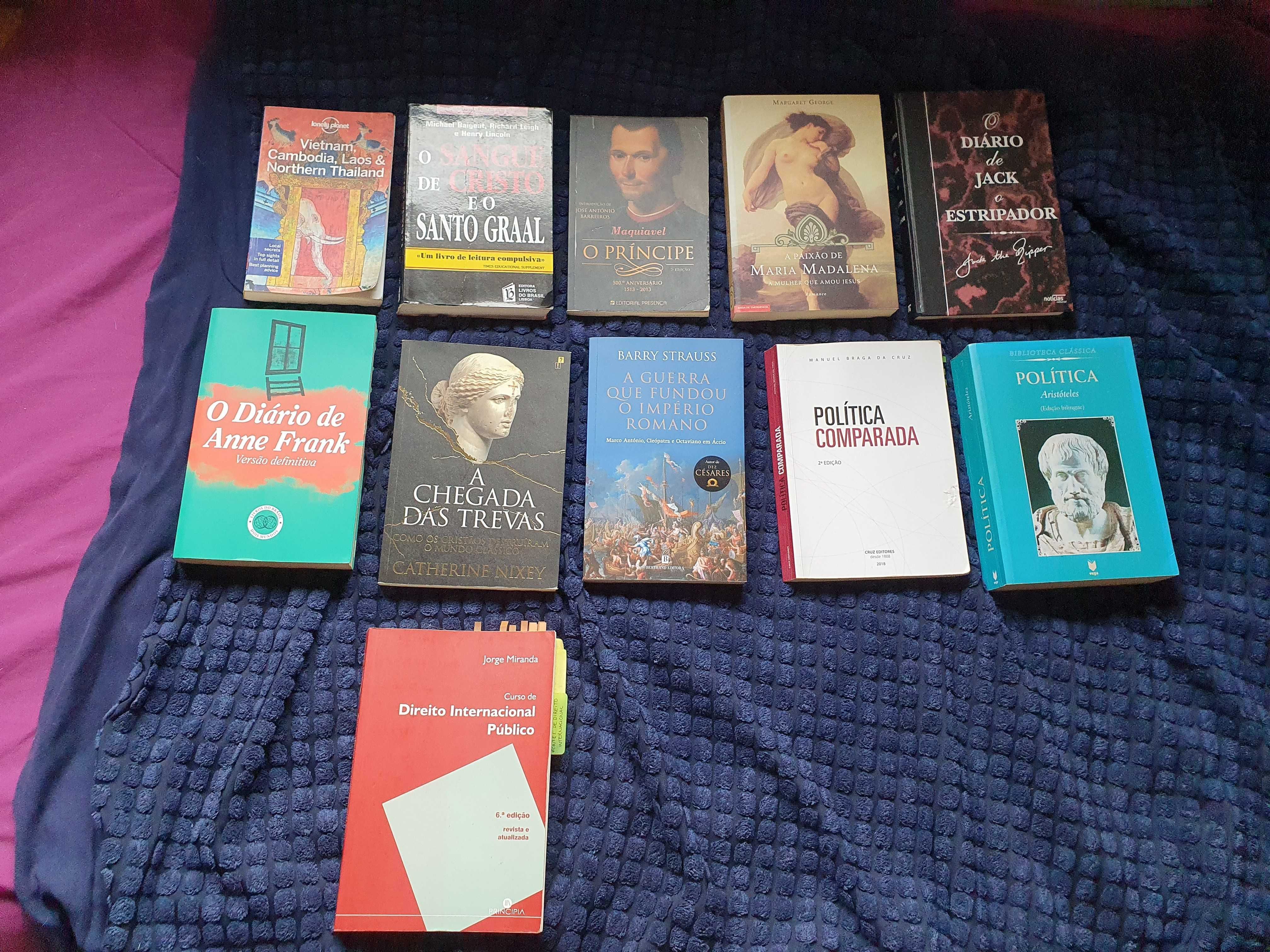 Vários Livros para venda