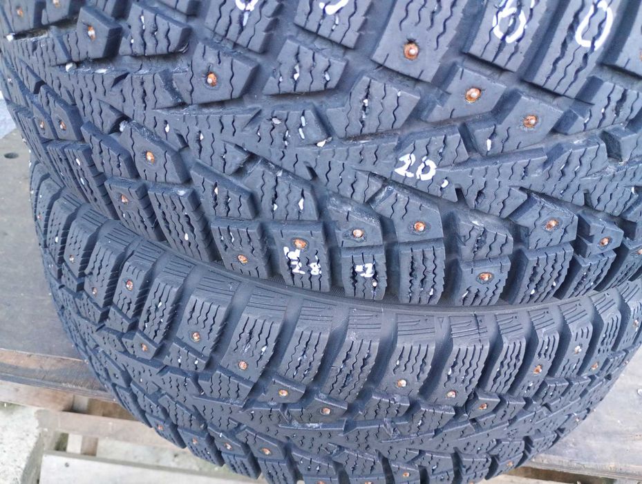 195/60 r15 2шт Maxxis 20р. зима шипи шини резина 195 60 15 (w28*2)
