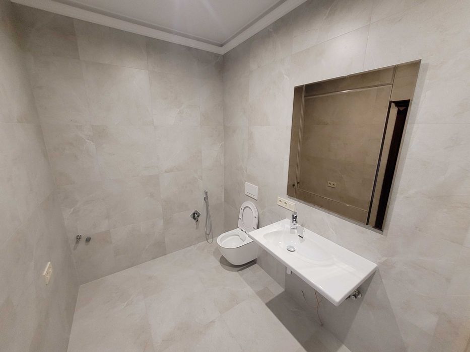 Добротні апартаменти поблизу центру та парку.