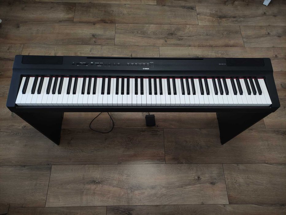 Цифрове піаніно Yamaha P-125