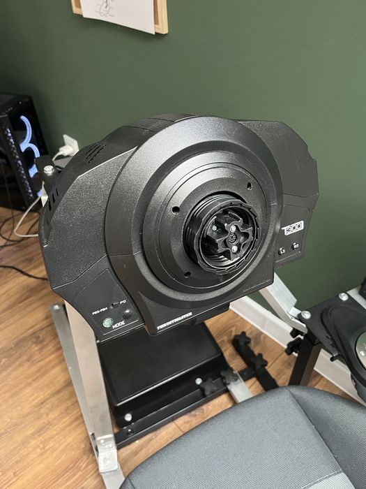 Baza Thrustmaster T300RS