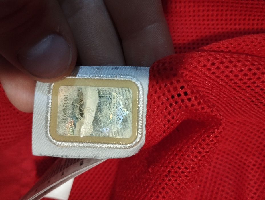 Ветровка  Adidas x LVP с капюшоном