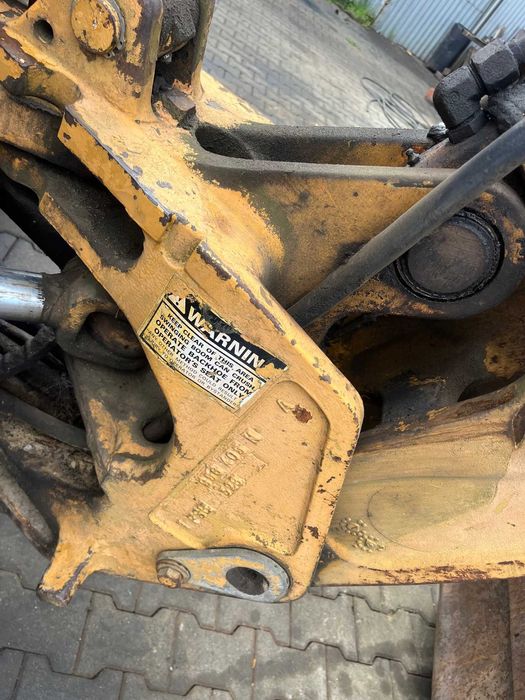 Wieszak konik do CASE 580 K, SK, Super K