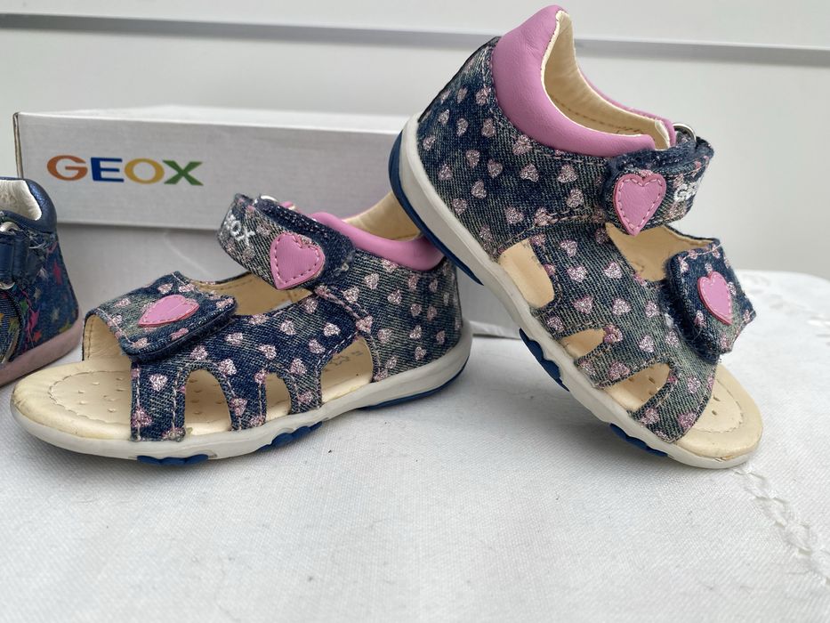 Geox Sandalias Tenis menina tamanho 20 e 21