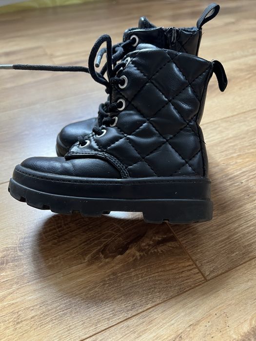 Дитячі черевики  h&m 24 розмір