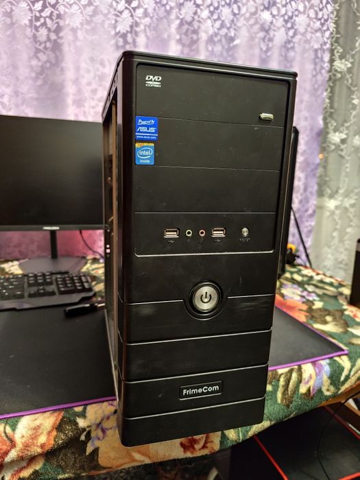 XEON E 3 1230 V2, GTX 1050 TI Asus Rog Strix.