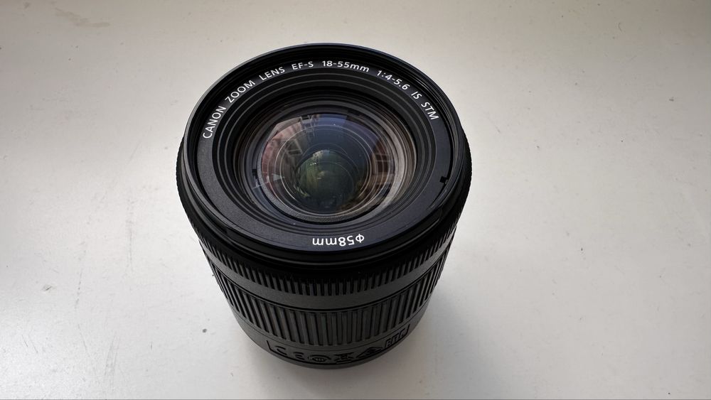 Canon 200D/SL2 + 18-55mm + 2 baterias + 2 Cartoes de memoria