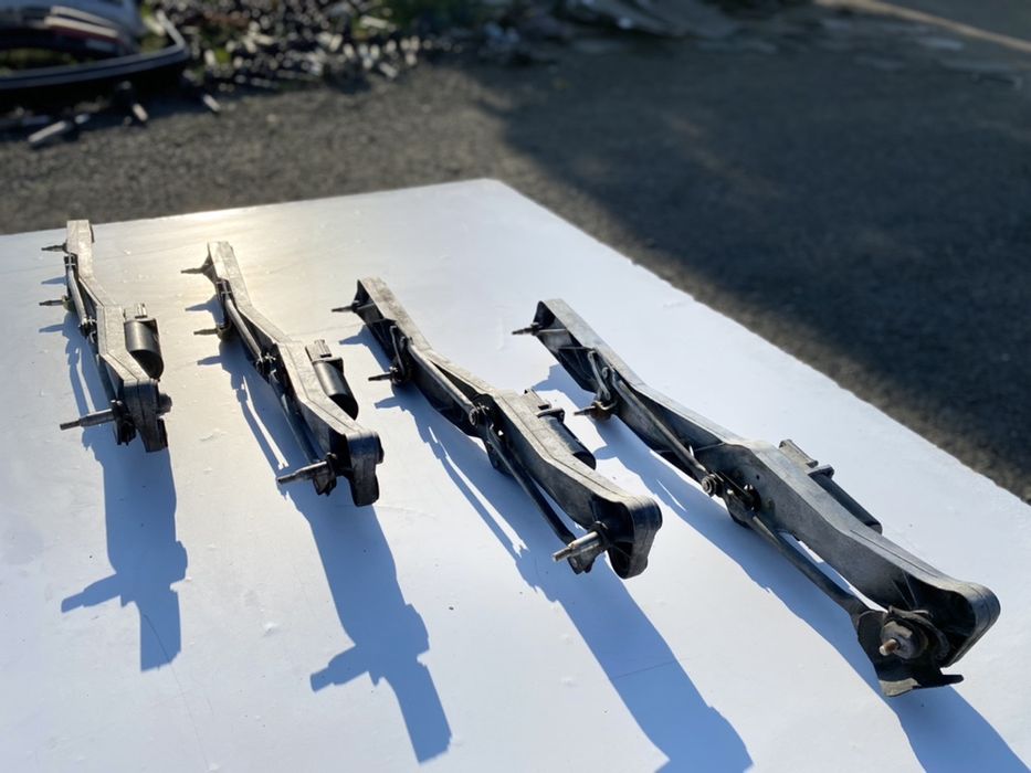 Трапеция Дворников BMW E39 Дорестайл Трапеція Двірників БМВ Е39 Шрот