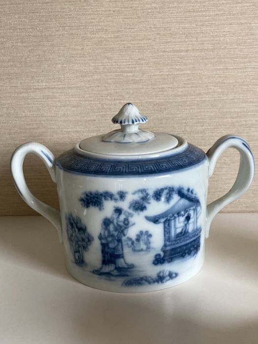 Vista Alegre Kasumi- Serviço de café